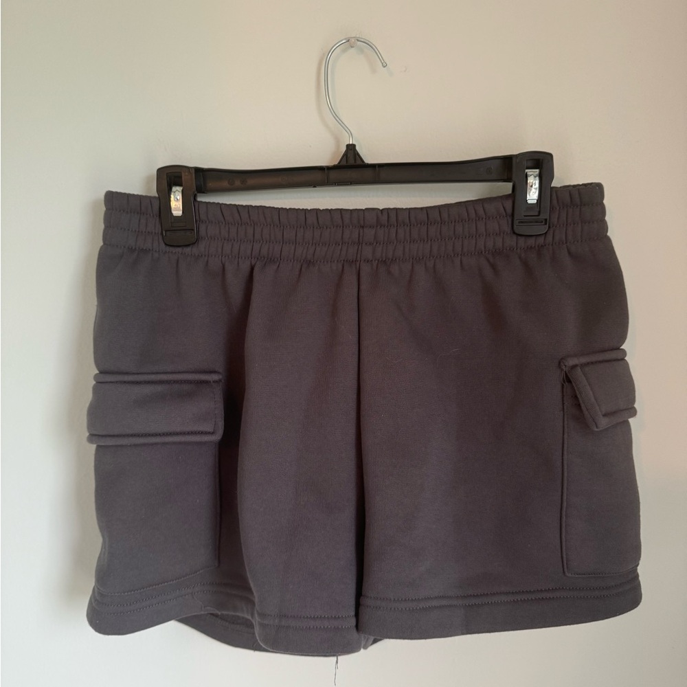 Refuge Athletics Gray Shorts Size L